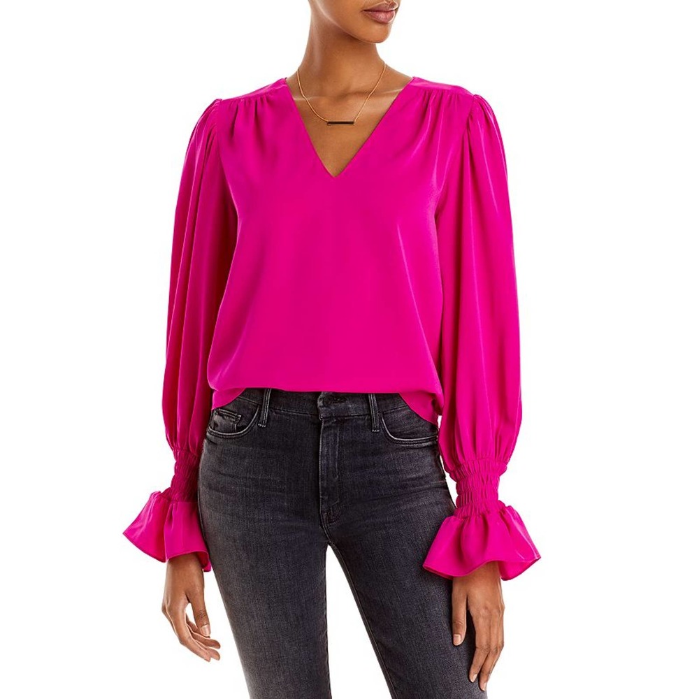 Aqua Long Sleeve V-Neck Top Size Small New with Tags